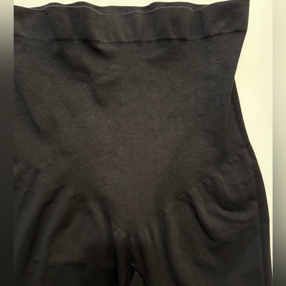 Rhonda Shear Midnight Black Capri Shapewear - Picture 3 of 4